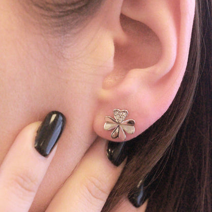 Pendientes de plata y cristal con pétalos de trébol