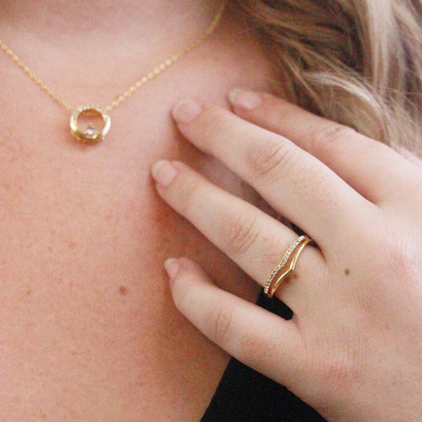 Anillo Tiryns / oro y cristal
